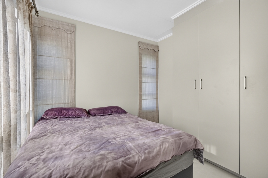 3 Bedroom Property for Sale in Maroeladal Gauteng