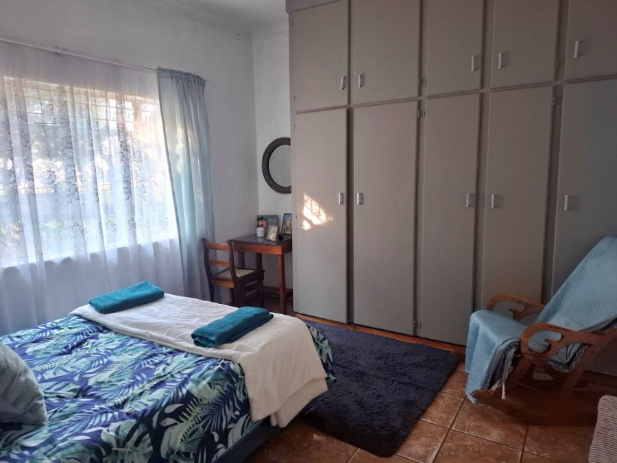 4 Bedroom Property for Sale in Loumarina A H Gauteng