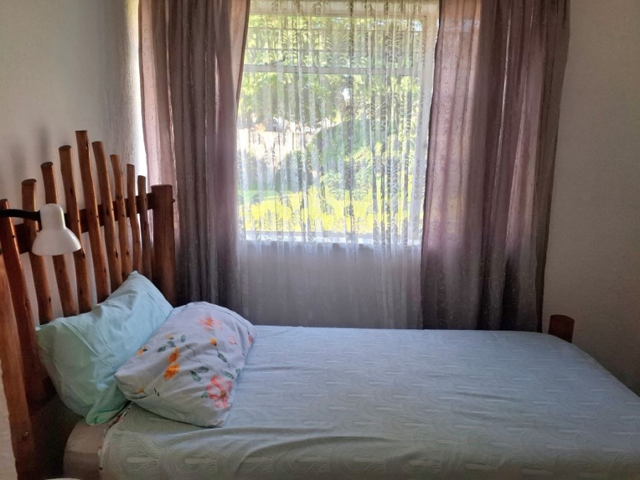 4 Bedroom Property for Sale in Loumarina A H Gauteng