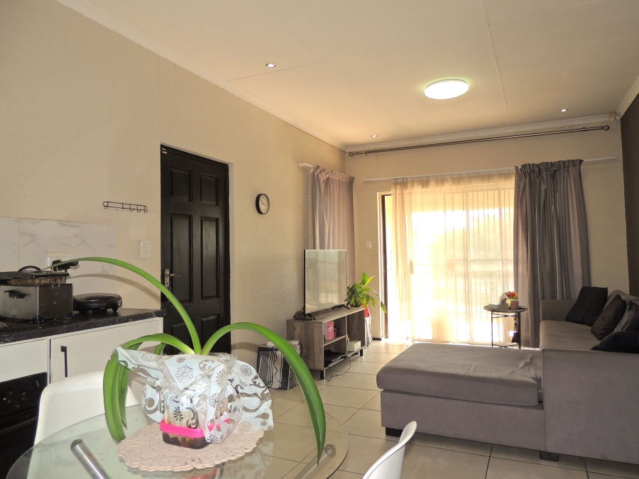 3 Bedroom Property for Sale in Willowbrook Gauteng