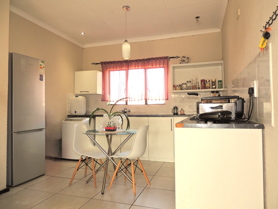 3 Bedroom Property for Sale in Willowbrook Gauteng