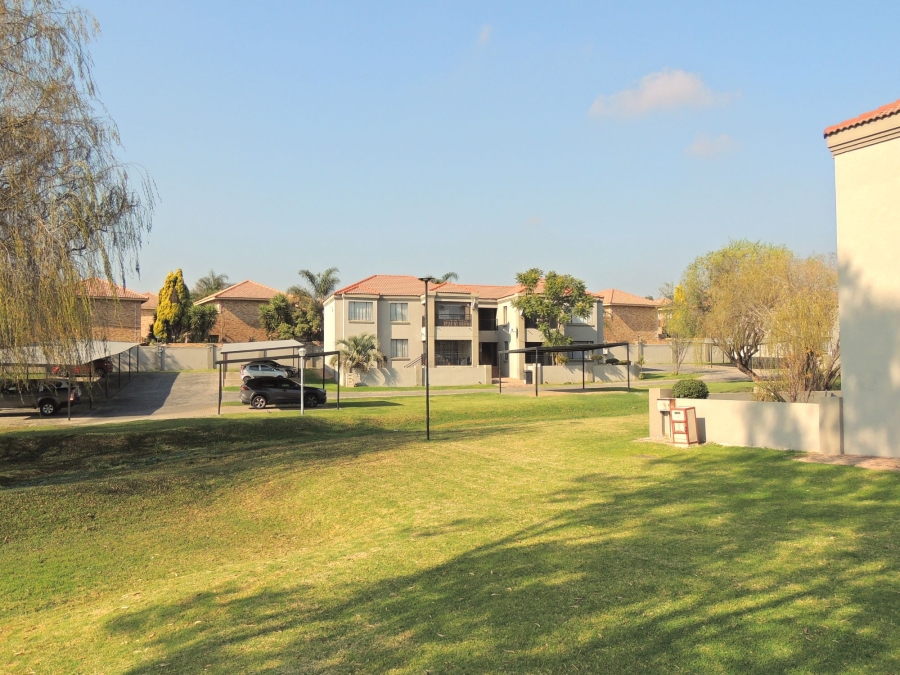 3 Bedroom Property for Sale in Willowbrook Gauteng