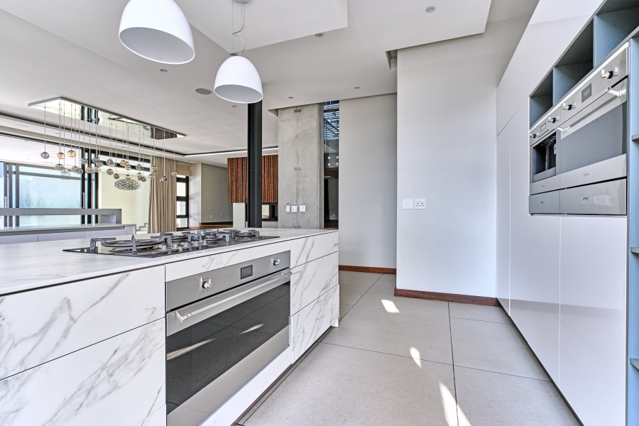 4 Bedroom Property for Sale in Waterfall Country Estate Gauteng