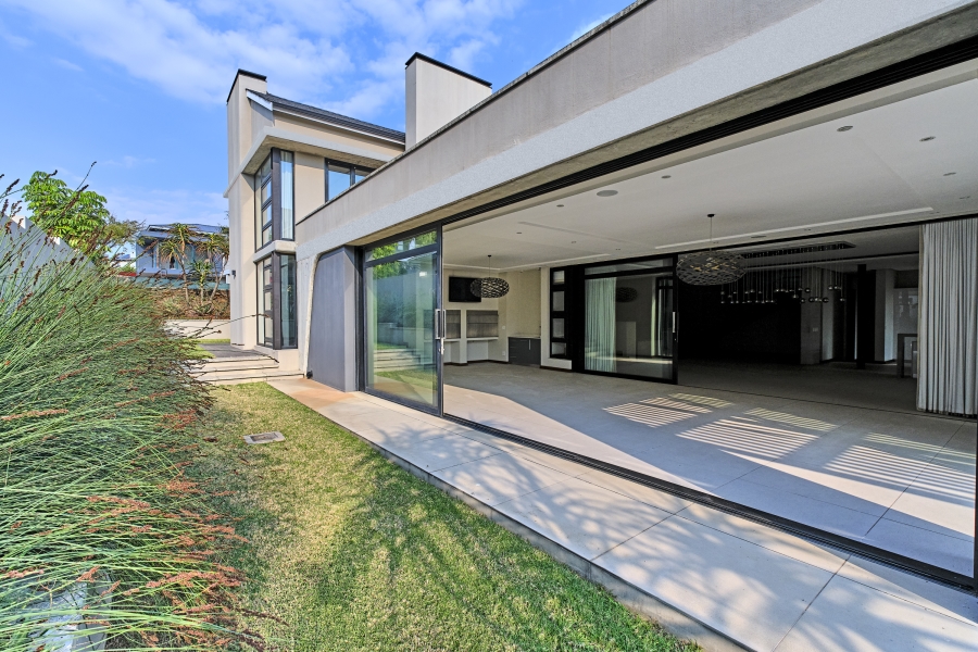 4 Bedroom Property for Sale in Waterfall Country Estate Gauteng