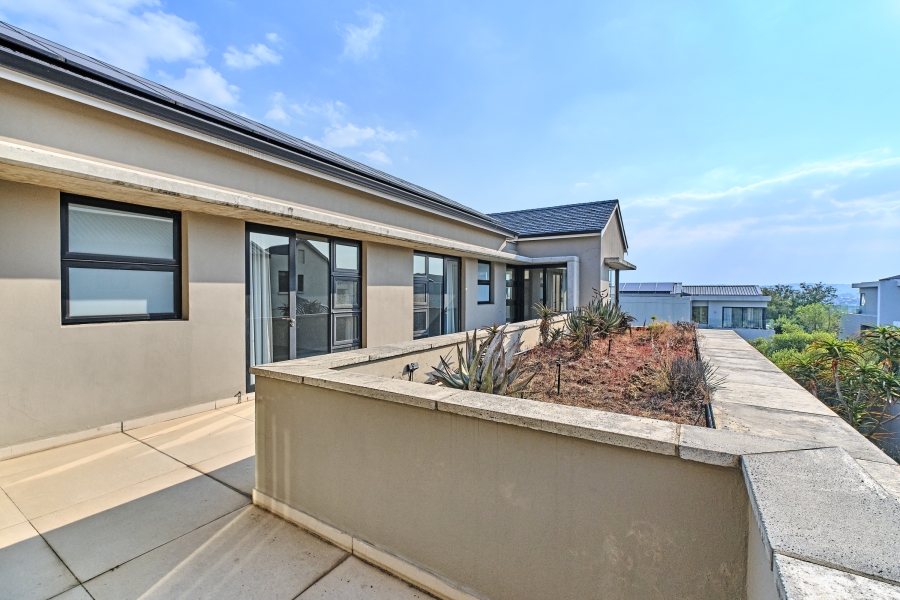 4 Bedroom Property for Sale in Waterfall Country Estate Gauteng