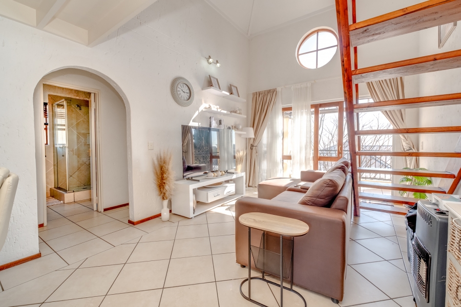2 Bedroom Property for Sale in Lonehill Gauteng