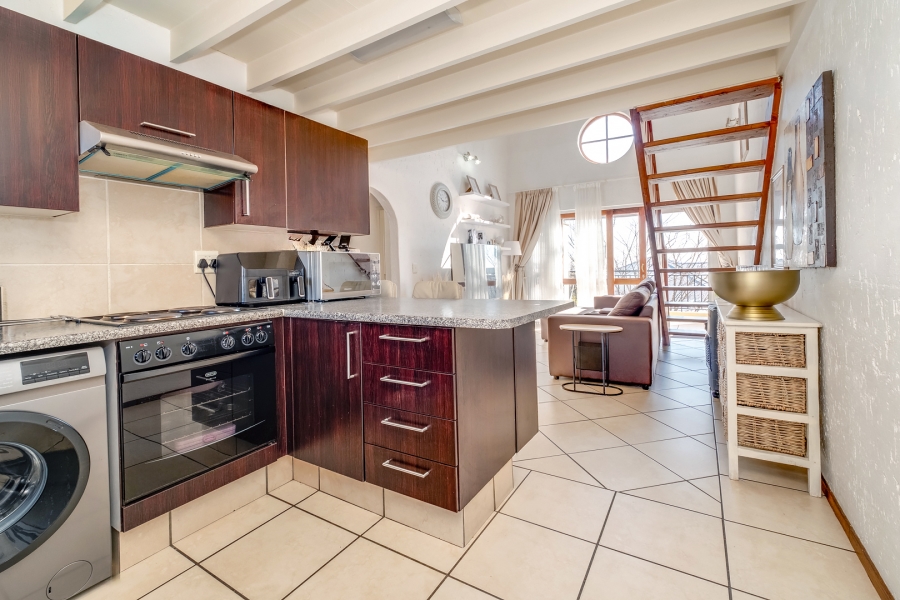 2 Bedroom Property for Sale in Lonehill Gauteng