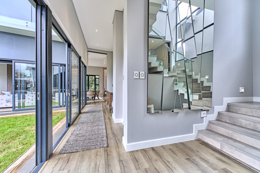 4 Bedroom Property for Sale in Waterfall Country Village Gauteng