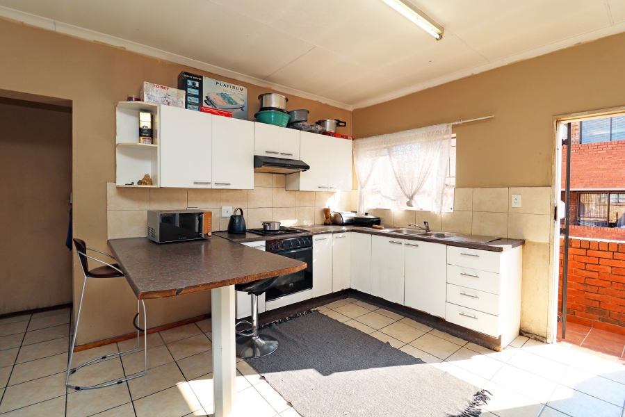 2 Bedroom Property for Sale in Weltevreden Park Gauteng