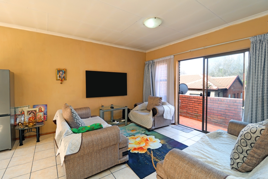 2 Bedroom Property for Sale in Weltevreden Park Gauteng