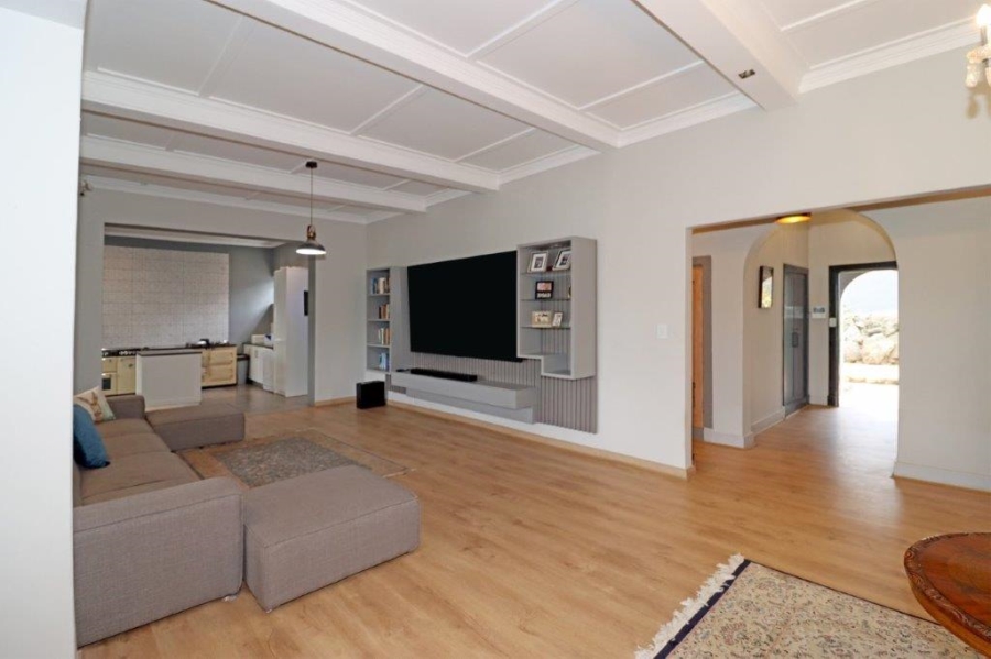 To Let 4 Bedroom Property for Rent in Westcliff Gauteng