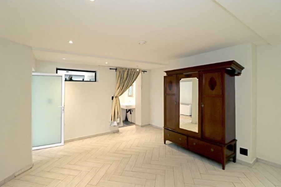 To Let 4 Bedroom Property for Rent in Westcliff Gauteng