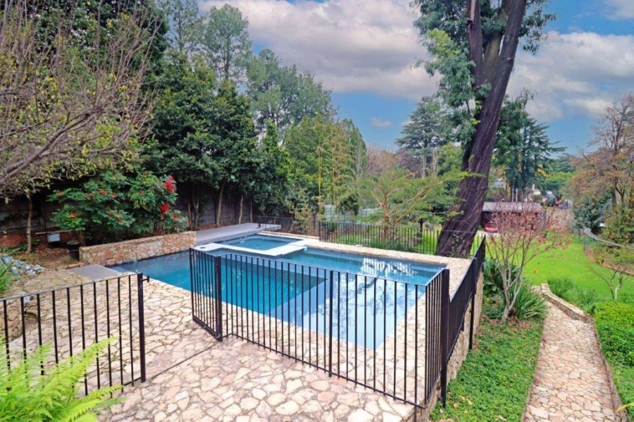 To Let 4 Bedroom Property for Rent in Westcliff Gauteng