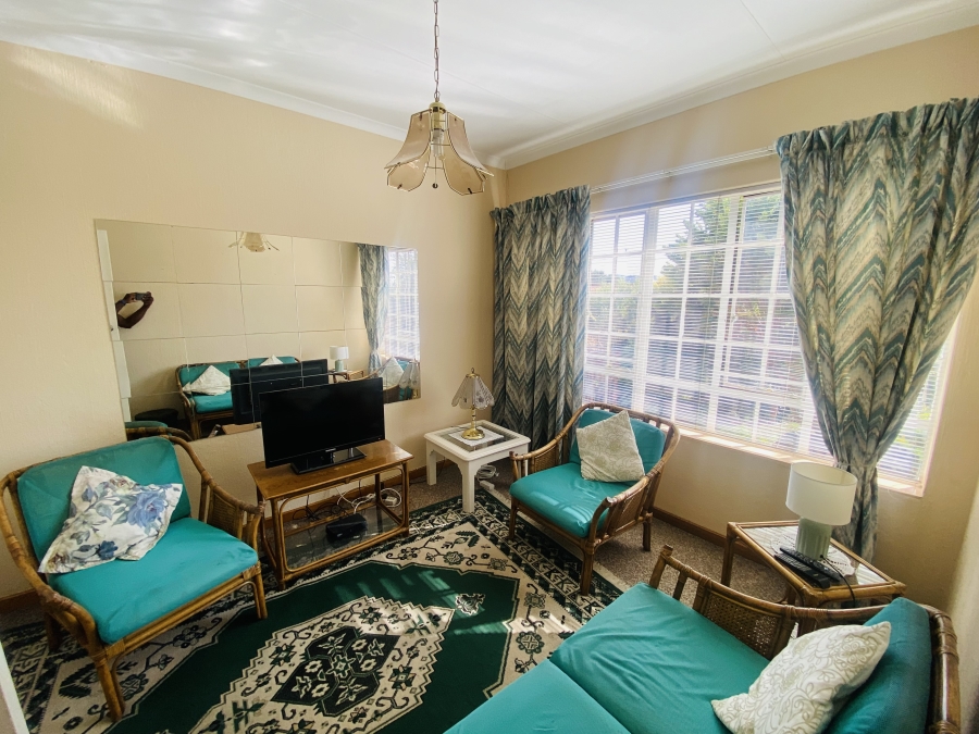 3 Bedroom Property for Sale in New Redruth Gauteng