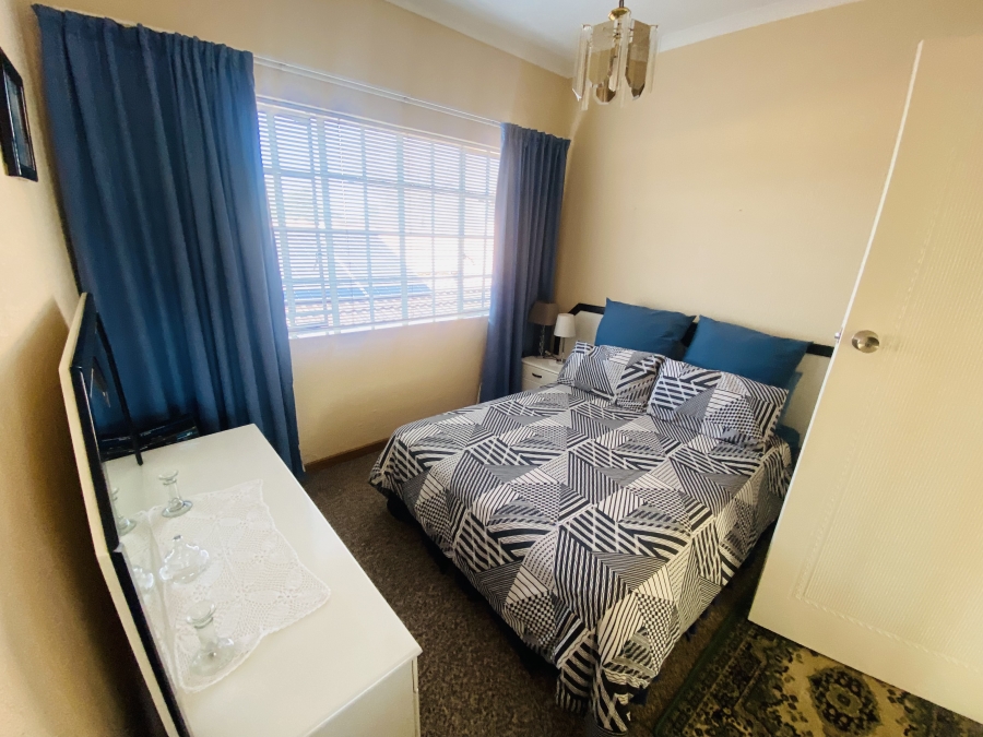 3 Bedroom Property for Sale in New Redruth Gauteng