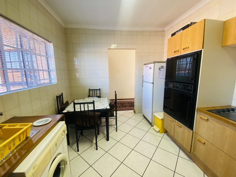 3 Bedroom Property for Sale in New Redruth Gauteng