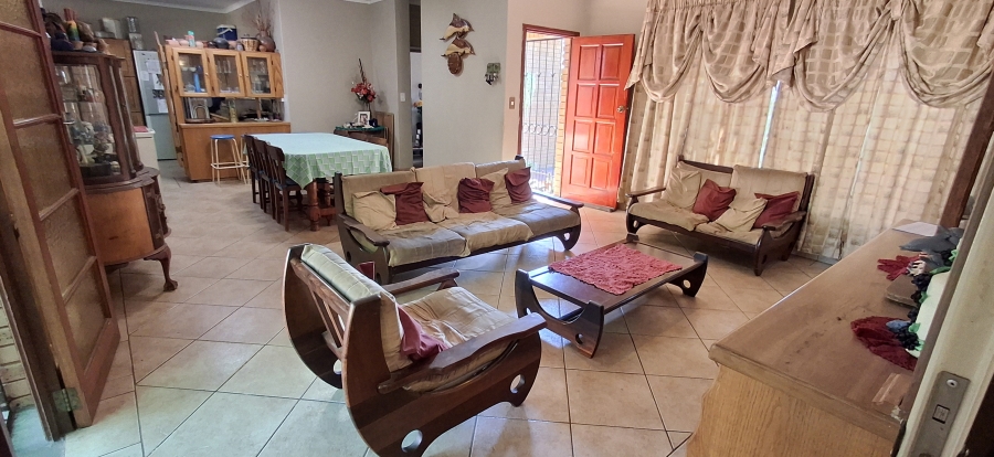4 Bedroom Property for Sale in Montana Park Gauteng