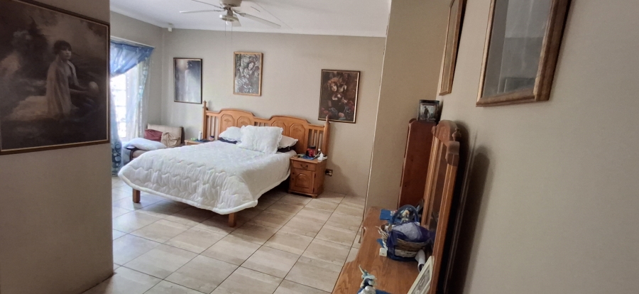 4 Bedroom Property for Sale in Montana Park Gauteng