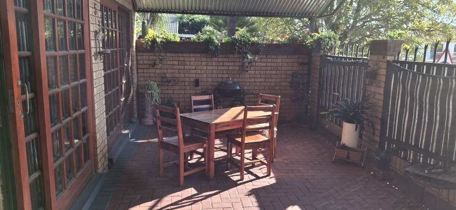4 Bedroom Property for Sale in Montana Park Gauteng