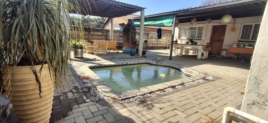 2 Bedroom Property for Sale in Daspoort Gauteng