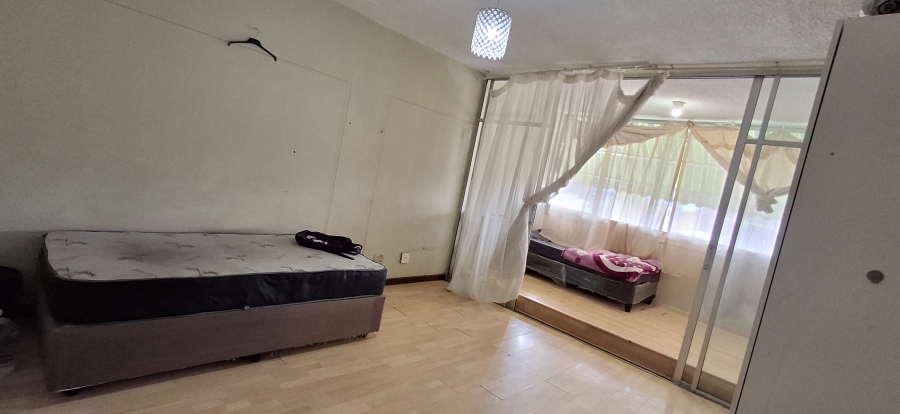 2 Bedroom Property for Sale in Sunnyside Gauteng