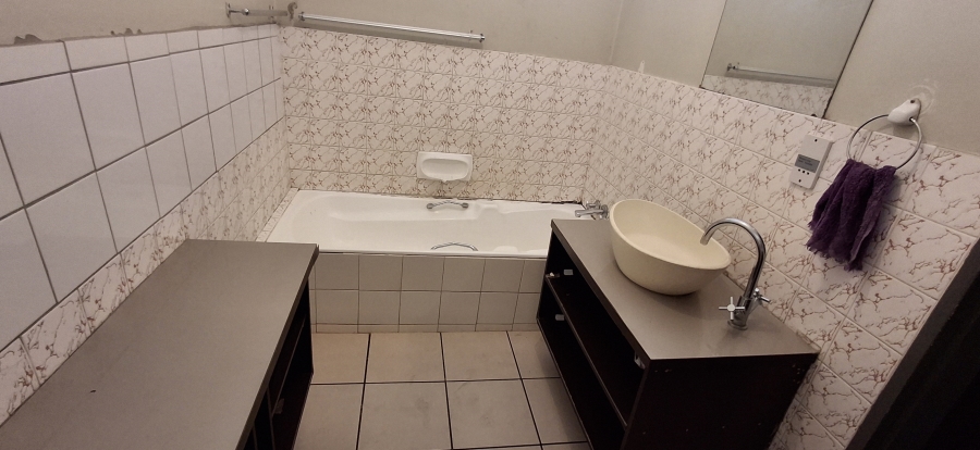 2 Bedroom Property for Sale in Sunnyside Gauteng