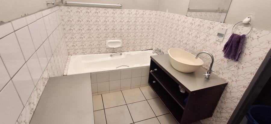 2 Bedroom Property for Sale in Sunnyside Gauteng