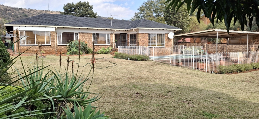 3 Bedroom Property for Sale in Wonderboom Gauteng