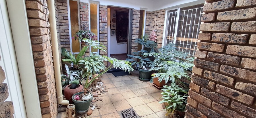 3 Bedroom Property for Sale in Wonderboom Gauteng