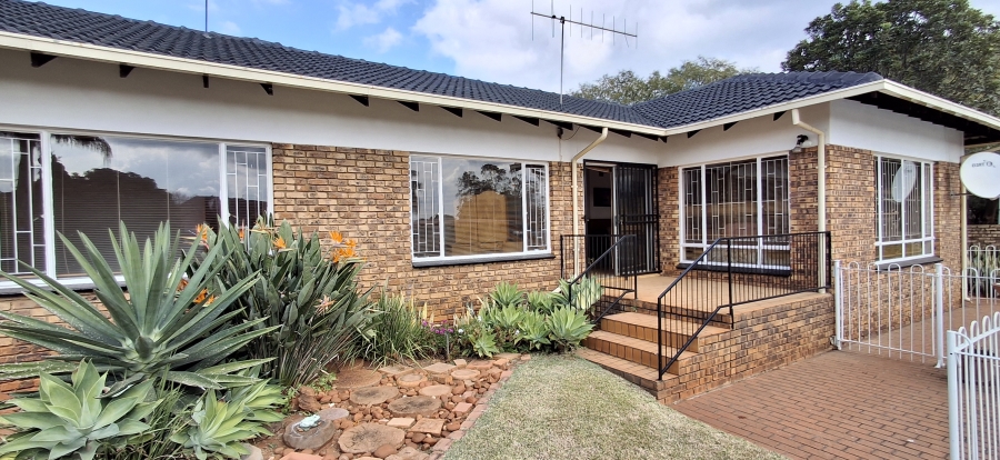 3 Bedroom Property for Sale in Wonderboom Gauteng