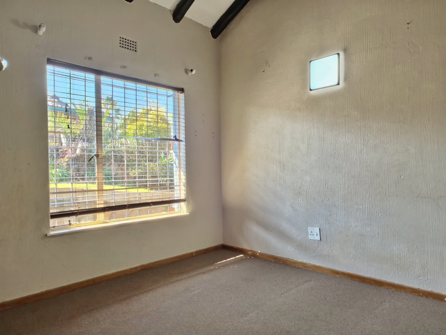 3 Bedroom Property for Sale in Rangeview Gauteng