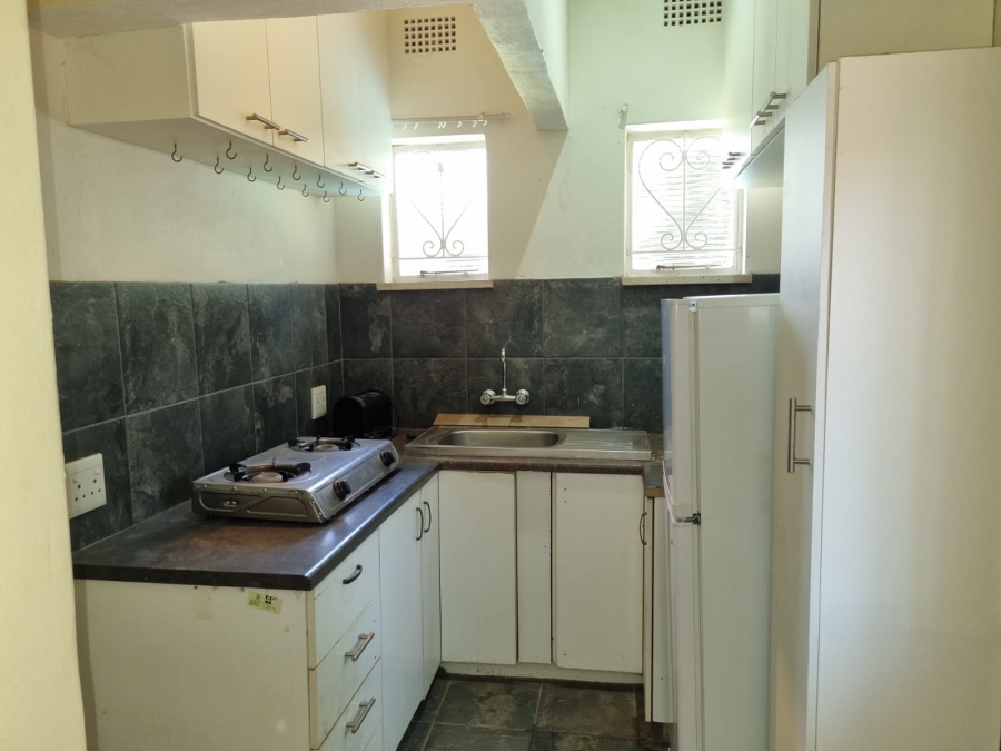 To Let 1 Bedroom Property for Rent in Florida Gauteng