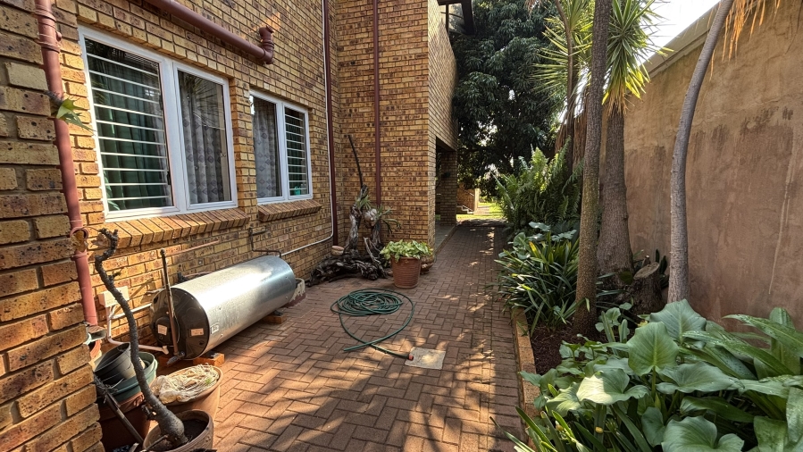 4 Bedroom Property for Sale in Montana Park Gauteng