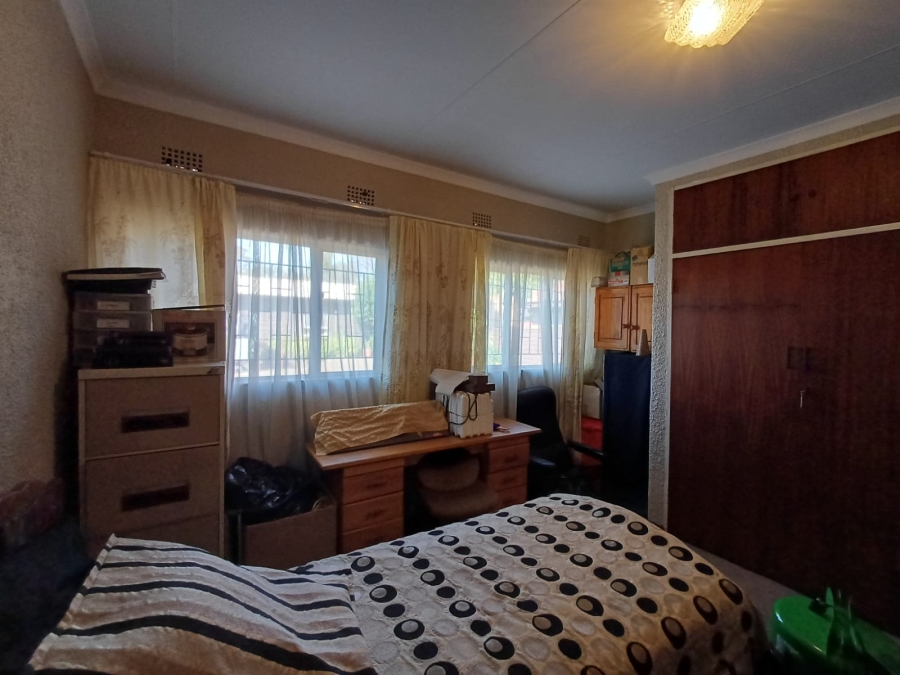 6 Bedroom Property for Sale in Vanderbijlpark SE Gauteng