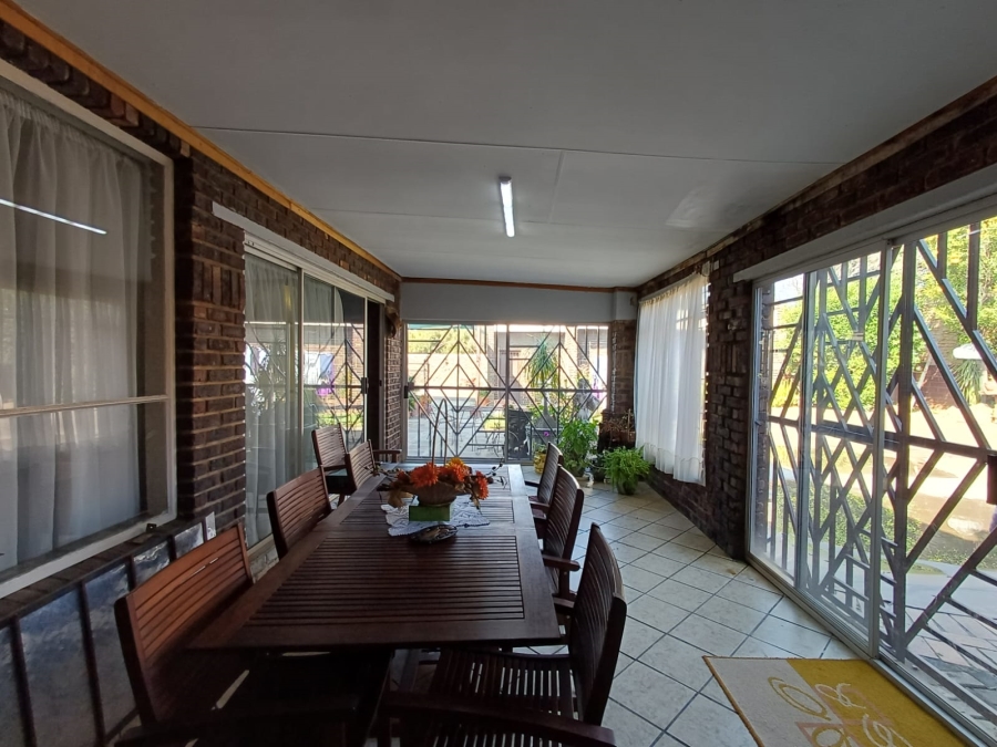 6 Bedroom Property for Sale in Vanderbijlpark SE Gauteng
