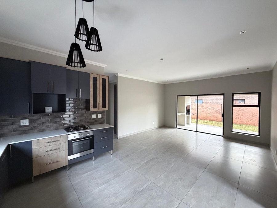 3 Bedroom Property for Sale in Annlin Gauteng