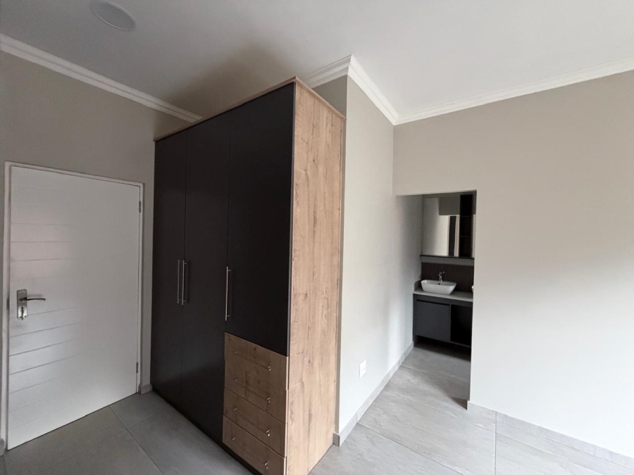 3 Bedroom Property for Sale in Annlin Gauteng