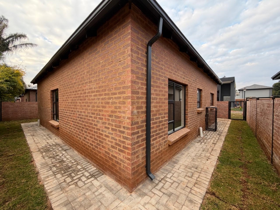 3 Bedroom Property for Sale in Annlin Gauteng