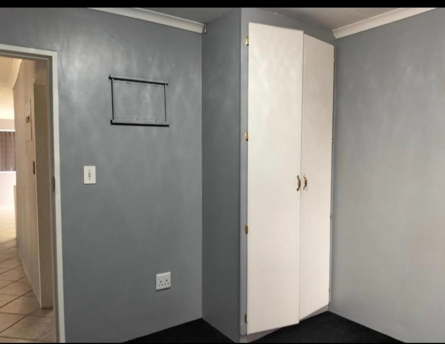 2 Bedroom Property for Sale in Brakpan North Gauteng
