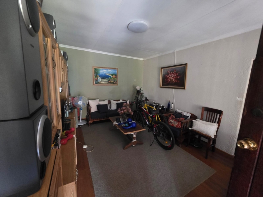 4 Bedroom Property for Sale in Crystal Park Gauteng