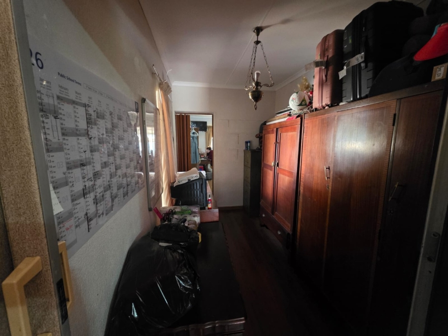 4 Bedroom Property for Sale in Crystal Park Gauteng