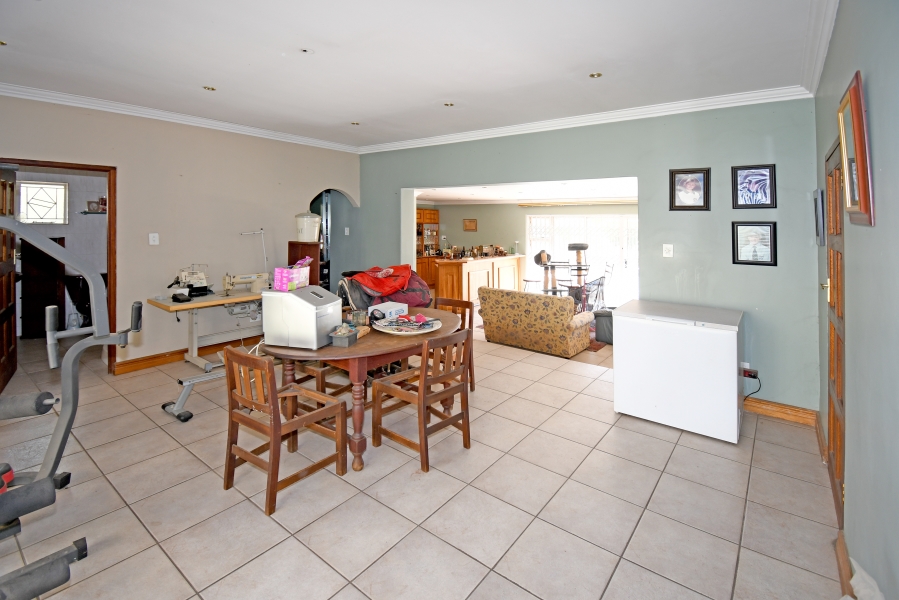 4 Bedroom Property for Sale in Wierdaglen Estate Gauteng