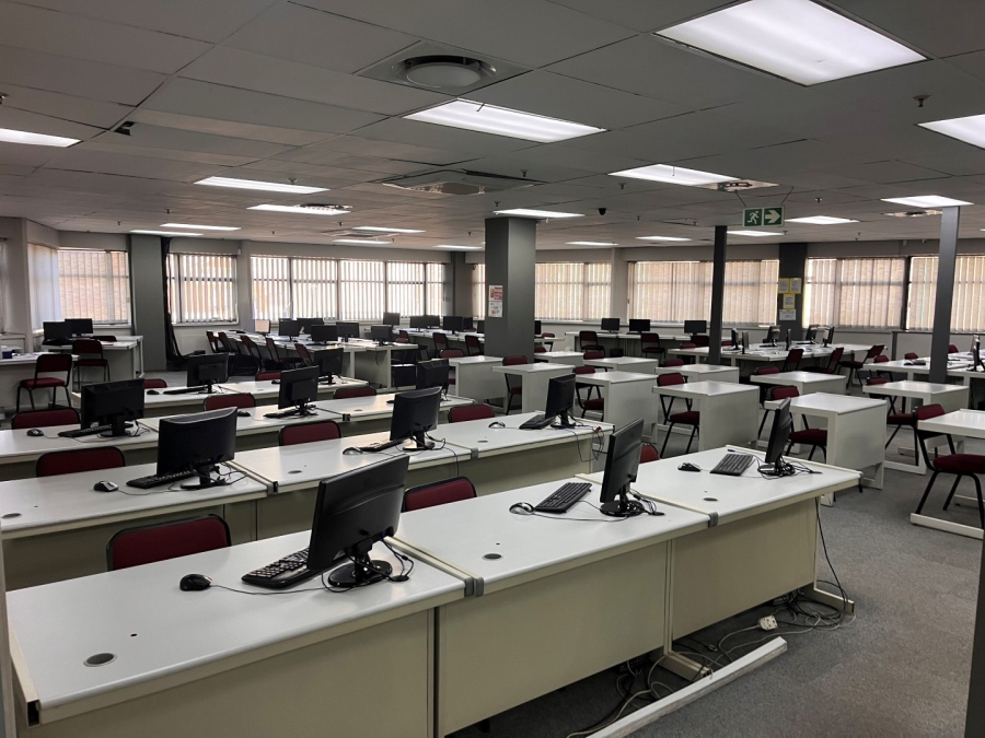 To Let Commercial Property for Rent in Germiston Central Gauteng
