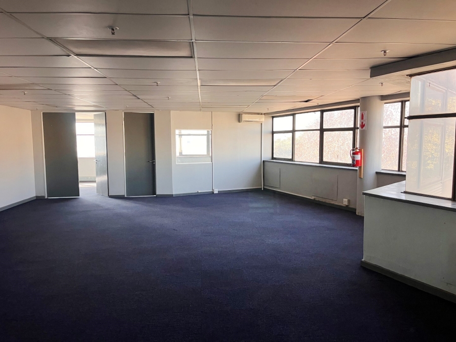 To Let Commercial Property for Rent in Germiston Central Gauteng