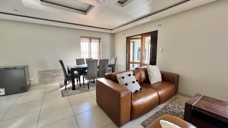 3 Bedroom Property for Sale in Halfway Gardens Gauteng