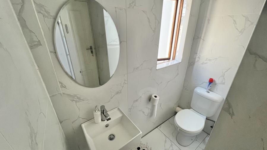 3 Bedroom Property for Sale in Halfway Gardens Gauteng