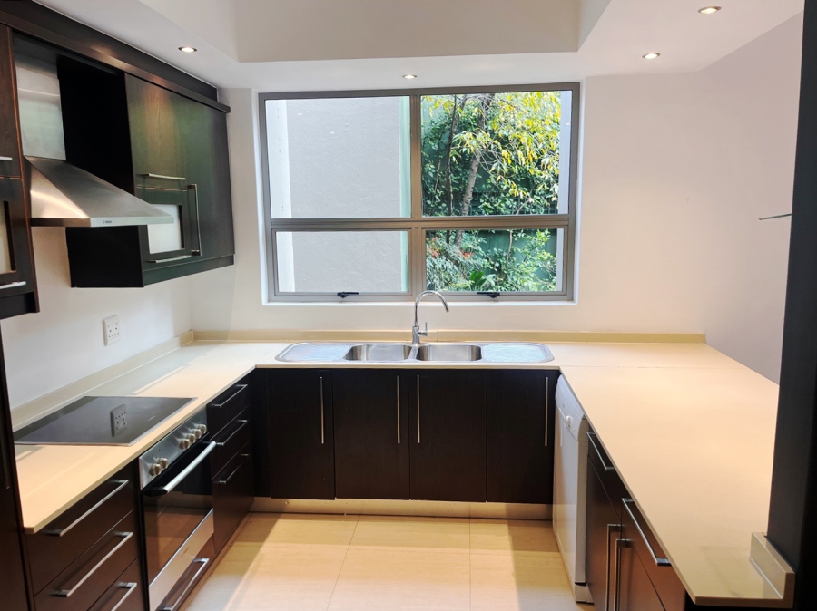 To Let 3 Bedroom Property for Rent in Eltonhill Gauteng