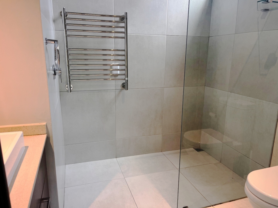 To Let 3 Bedroom Property for Rent in Eltonhill Gauteng
