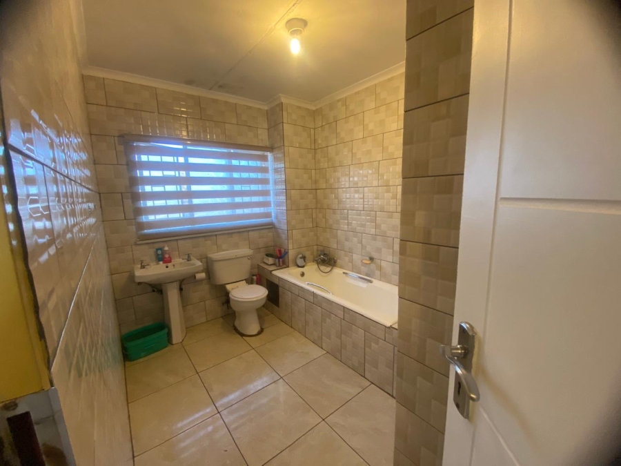 3 Bedroom Property for Sale in The Orchards Gauteng