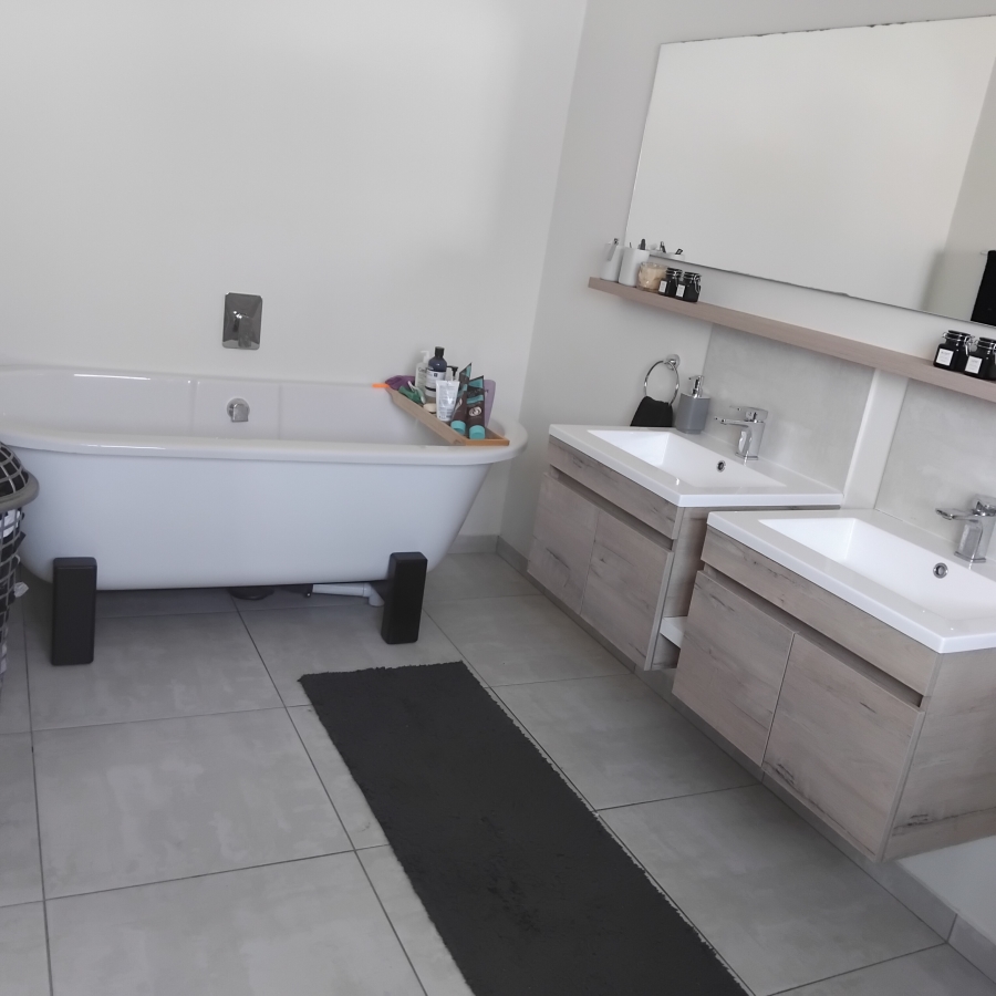 3 Bedroom Property for Sale in Ruimsig Country Estate Gauteng